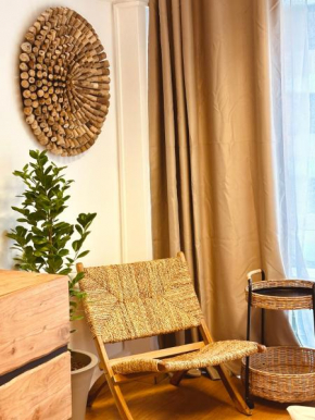 Ladadika Central City View Apartment